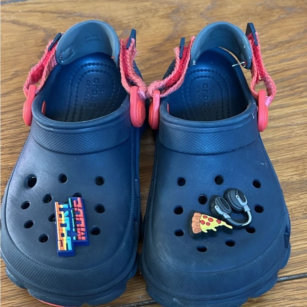 Boys Crocs Size 12